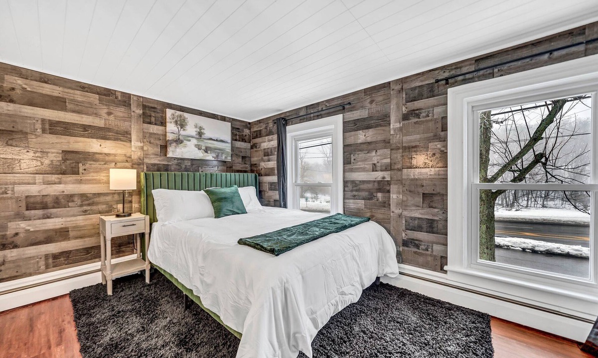 Athol Springs Apartment | 10 minutes to Bills Stadium + Free Parking