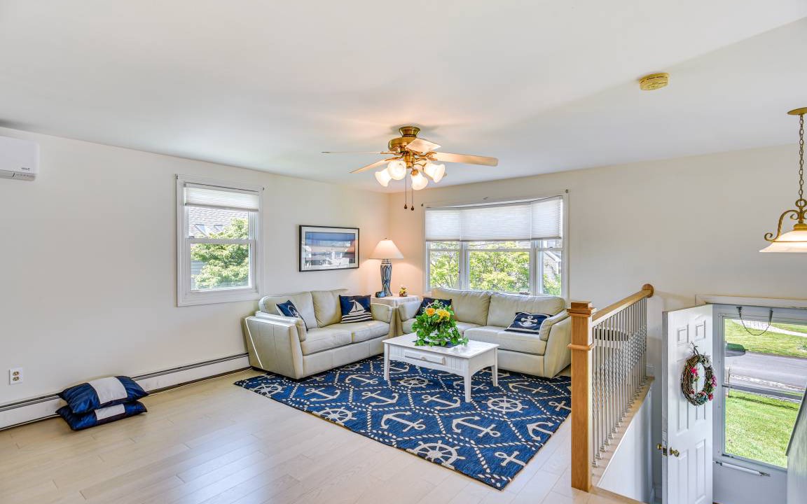 Newport East House | 102 m² House ∙ 2 bedrooms ∙ 5 guests