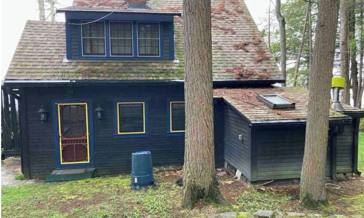 Wolfeboro Cabin | 2-bedroom cabin With Functional Roof and Various Indoor Seating Areas
