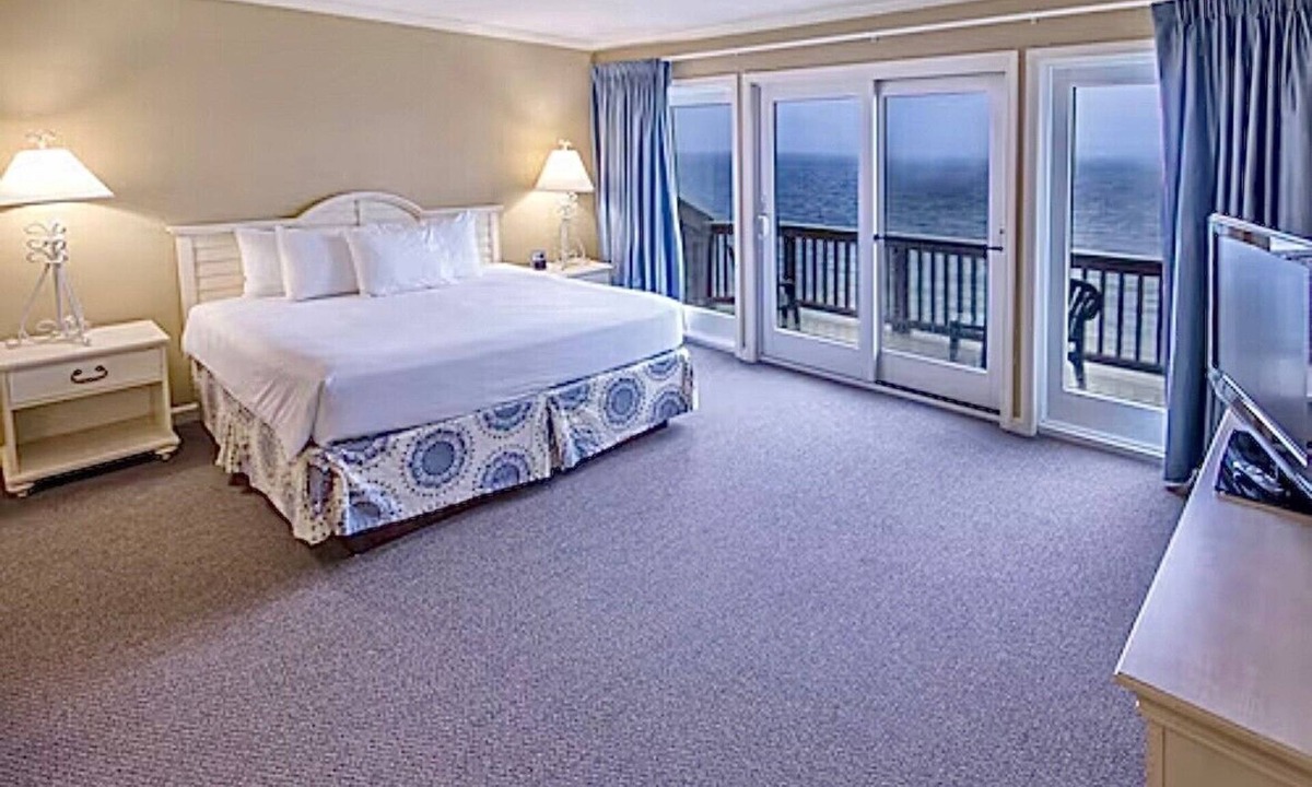Jamestown House | 2-bedroom townhome in enjoyable Jamestown on the Bay