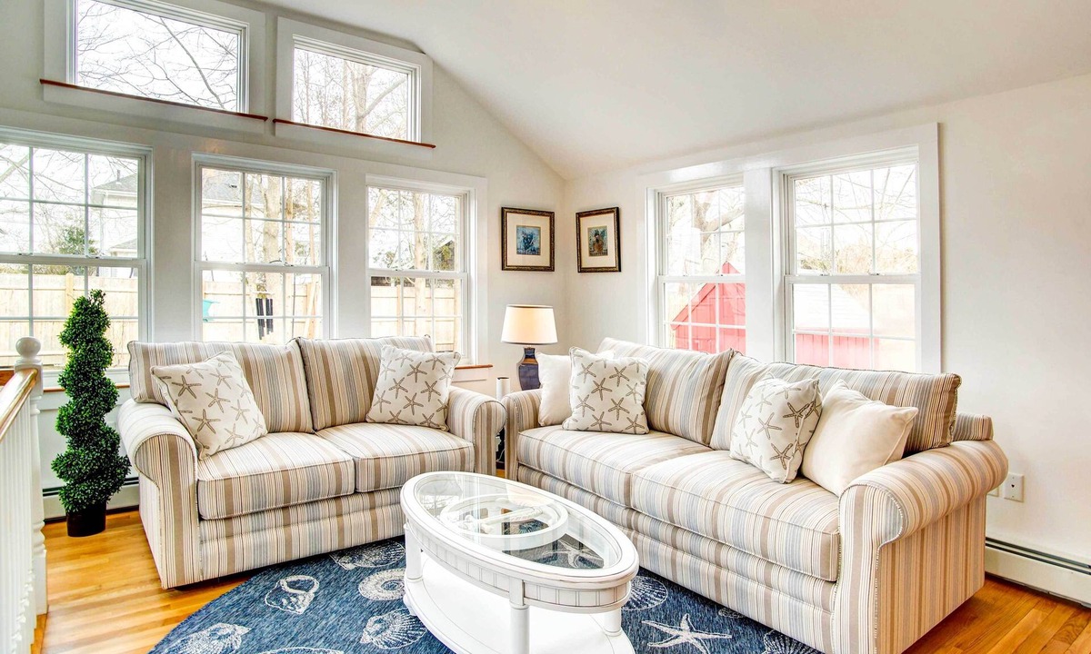 Hyannis Cottage | 2 Mi to Beach: Walkable Coastal Gem in Hyannis!