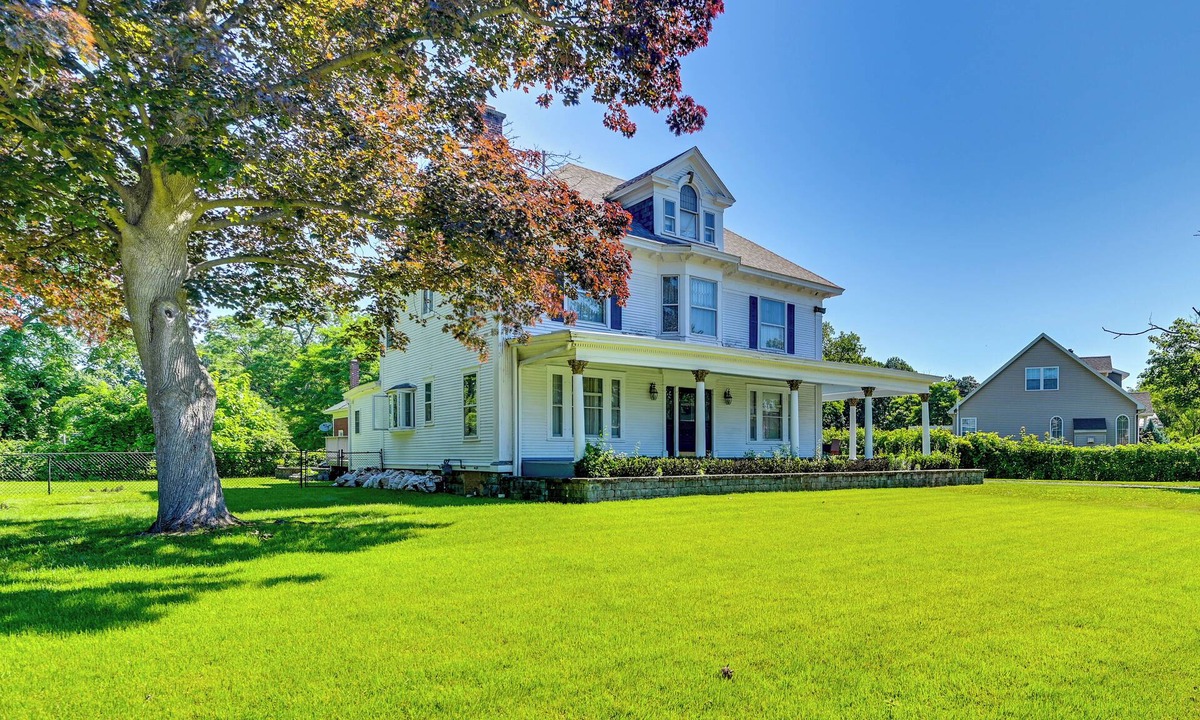 Rotterdam House | 2 Mi to Dtwn Schenectady! Spacious Retreat