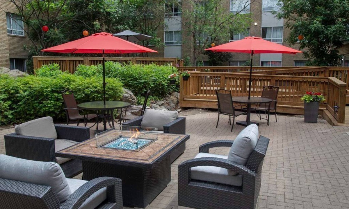 Vaughan Apartment | 2 Queen 1BR Suite w/Full Kitchen | Free Breakfast