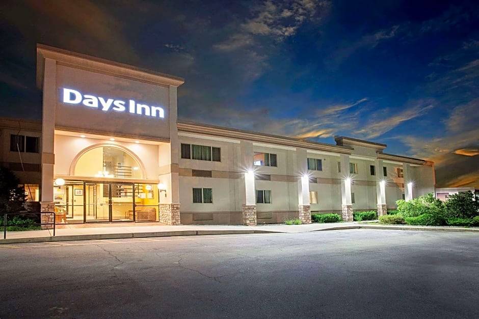 Shrewsbury Hotel | 2-Star Hotel ∙ Days Inn by Wyndham Shrewsbury Worcester