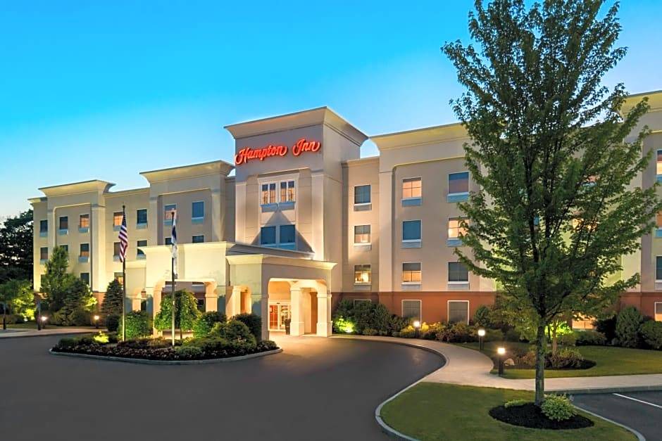 Billerica Hotel | 2-Star Hotel ∙ Hampton Inn Boston Bedford Burlington