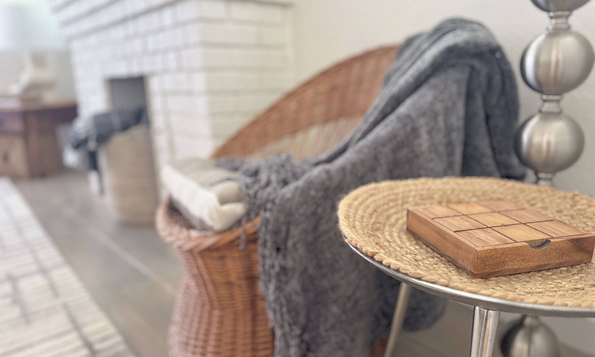 Erie Apartment | 253 Upper Chic Boho Retreat NEW RENO