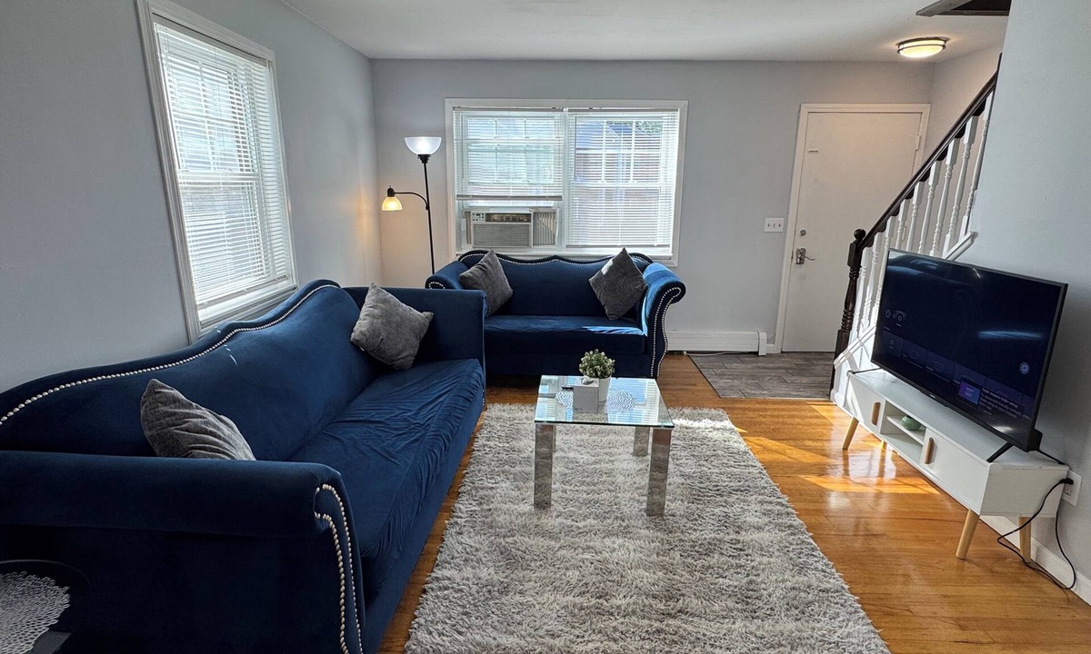 East Shore Condo | 2bdr condo next to us marine corps