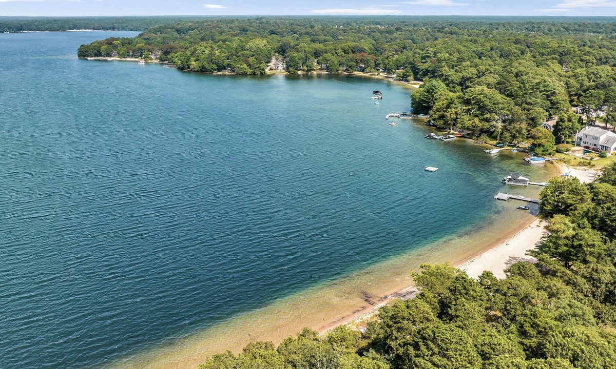 Mashpee House | 2BR Waterfront Beauty on Sandy Beach