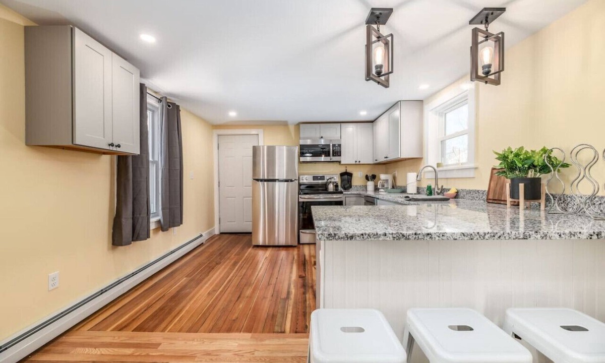 Ocean Park House | 3-Bedroom Coastal Haven: 3 Blocks from the Beach