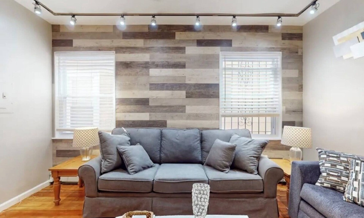 Newark House | 3-bedroom just 3 min to Prudential Center 15 to EWR and 25 min to New York City