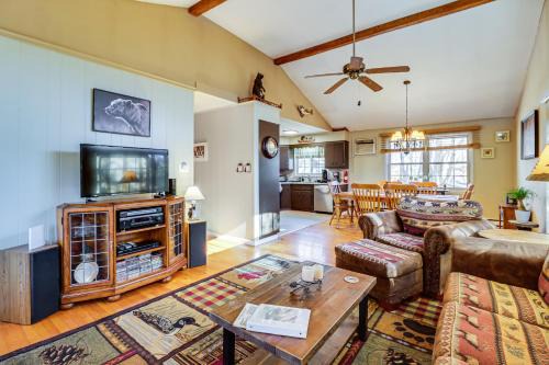 Lake Harmony Estates House | 3 Mi to Big Boulder Mtn! Poconos Home w/Game Room