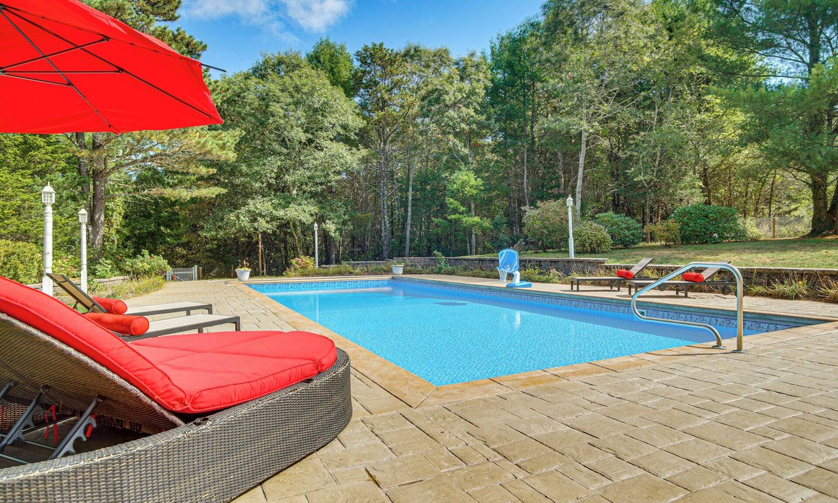 Hatchville House | 3 Mi to Megansett Beach: Home w/Pool & Game Room