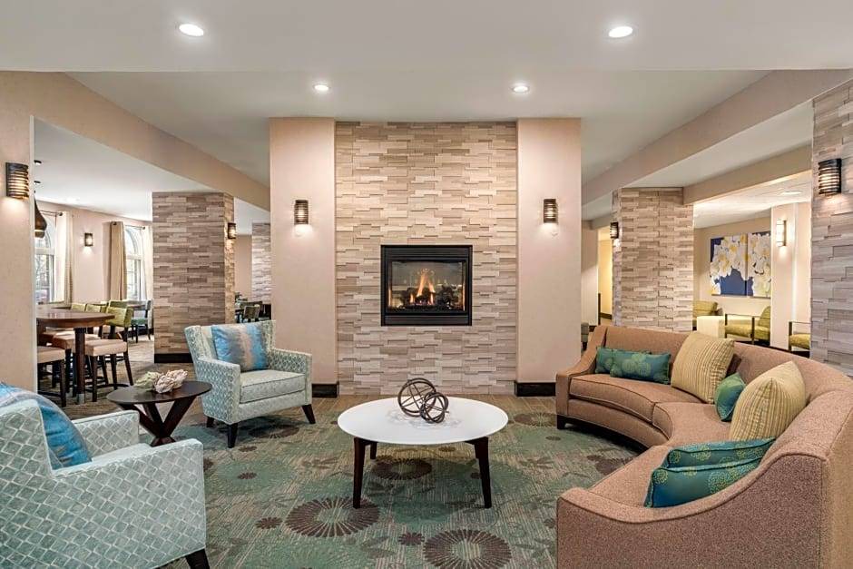 Warwick Hotel | 3-Star Hotel ∙ Homewood Suites by Hilton Providence-Warwick