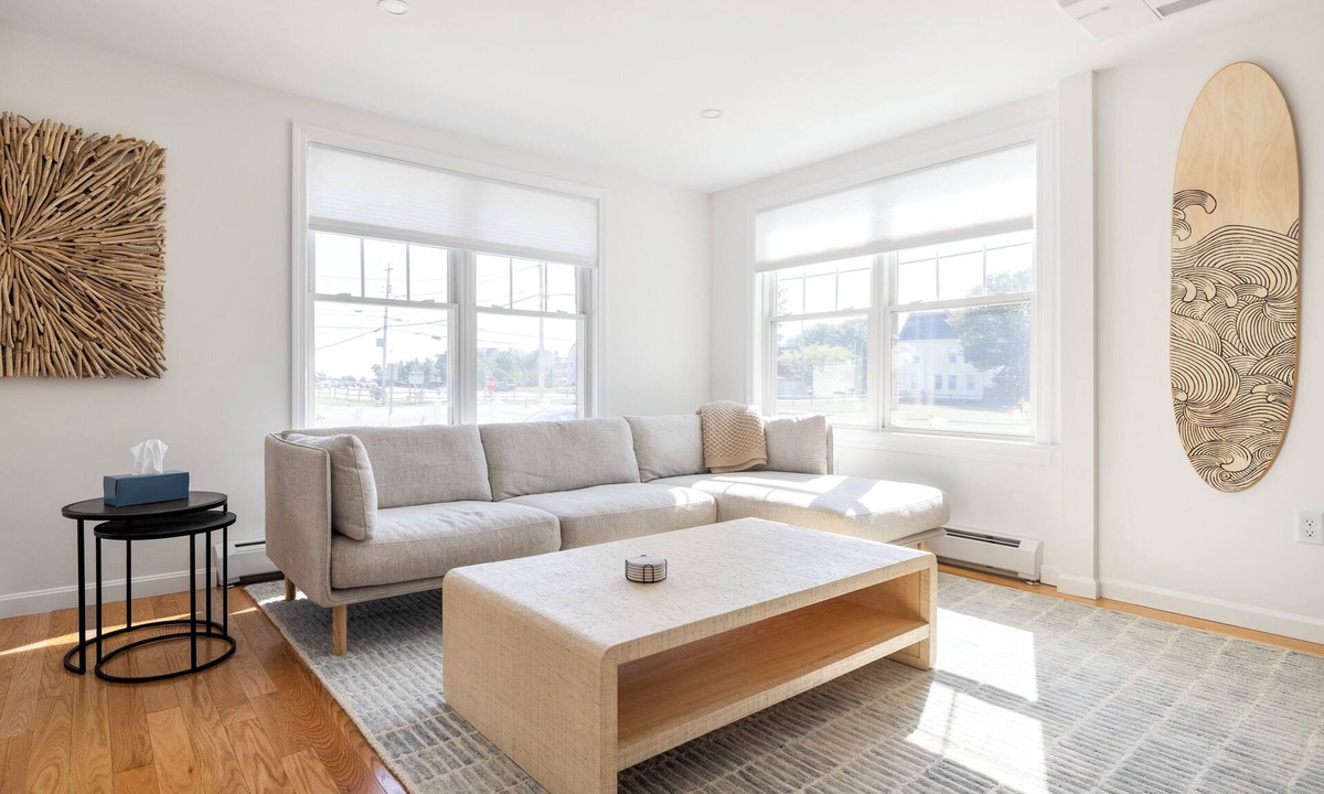 Scarborough House | 3BR Beach House, Walk to Sand & Sea