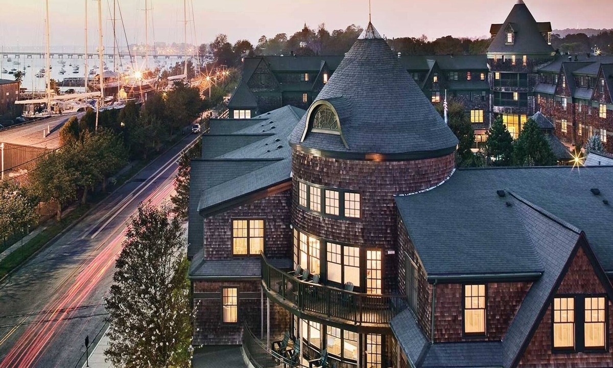 The Point Apartment | 3br Deluxe Family Fun, Beach & Boating