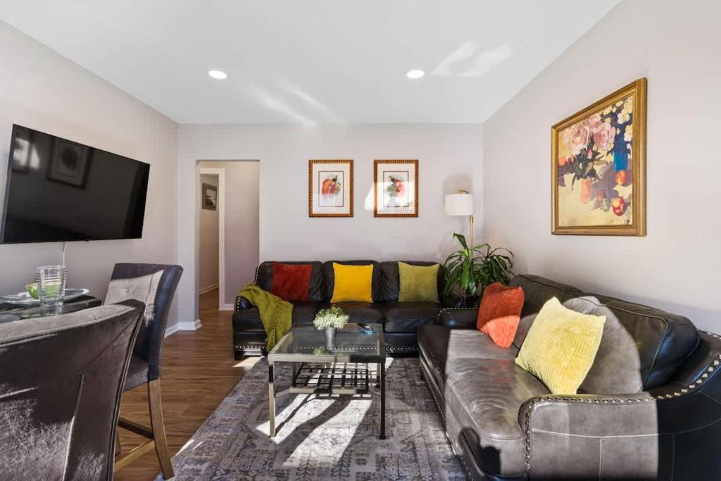 Hackensack House | 3BR Home 2 Baths Bonus Room, Minutes to NYC