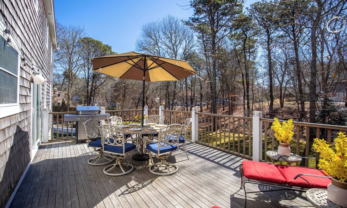 West Yarmouth House | 4-Bedroom Home with Game Room- Near Beaches, Bike Path & Aquapark