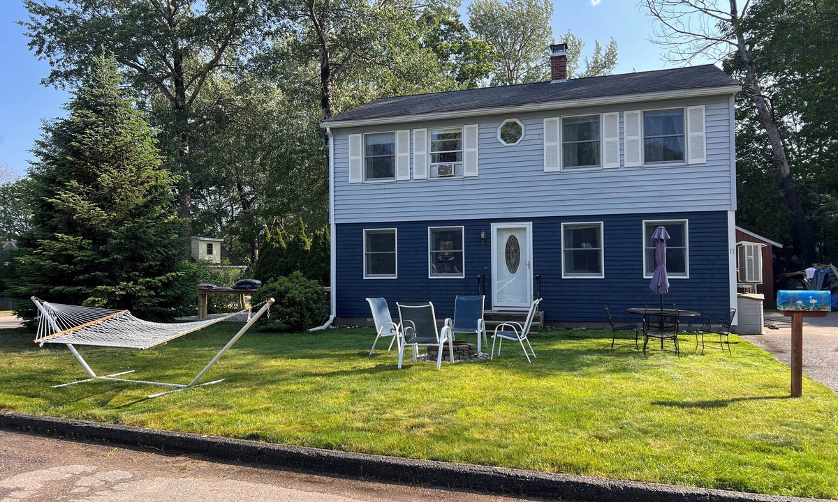 Old Orchard Beach House | 4-bedroom vacation home steps to Old Orchard Beach Pier