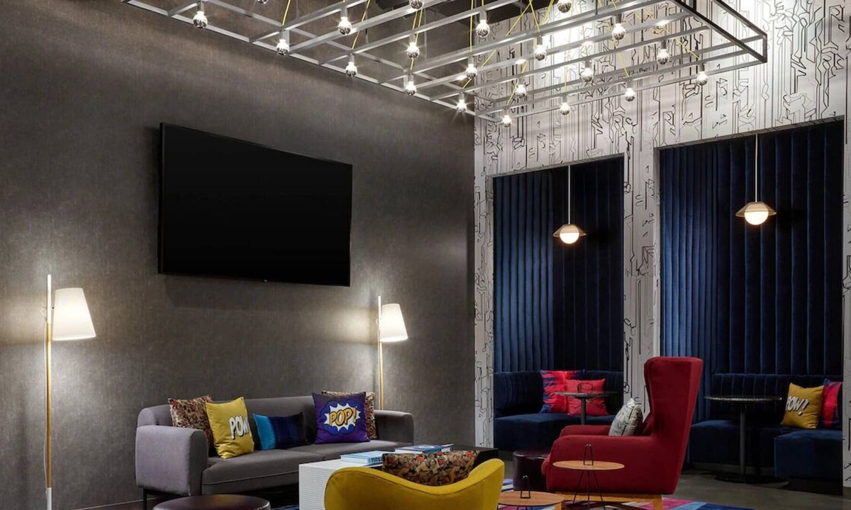 Portland House | 4 Pet-friendly Rooms Close to Harborview Park ME! w/ Breakfast, Valet Parking!
