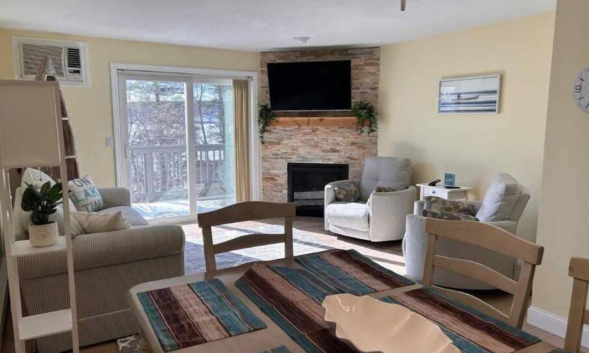 Laconia House | 4-Season Lake Winni Townhome + Dock, Pool, Hiking + Slopes + Sleeps 7