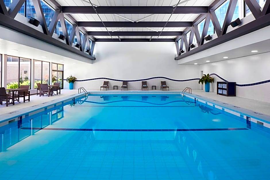 Byward Market - Parliament Hill Hotel | 4-Star Hotel ∙ Delta Hotels by Marriott Ottawa City Centre