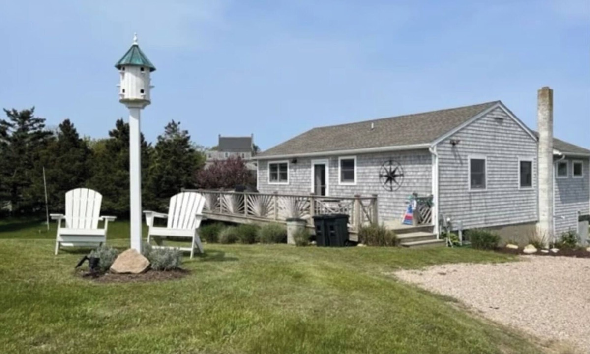 Block Island House | 5 Bedroom Property - New Upgrades, 2 Acres, Beautiful Deck