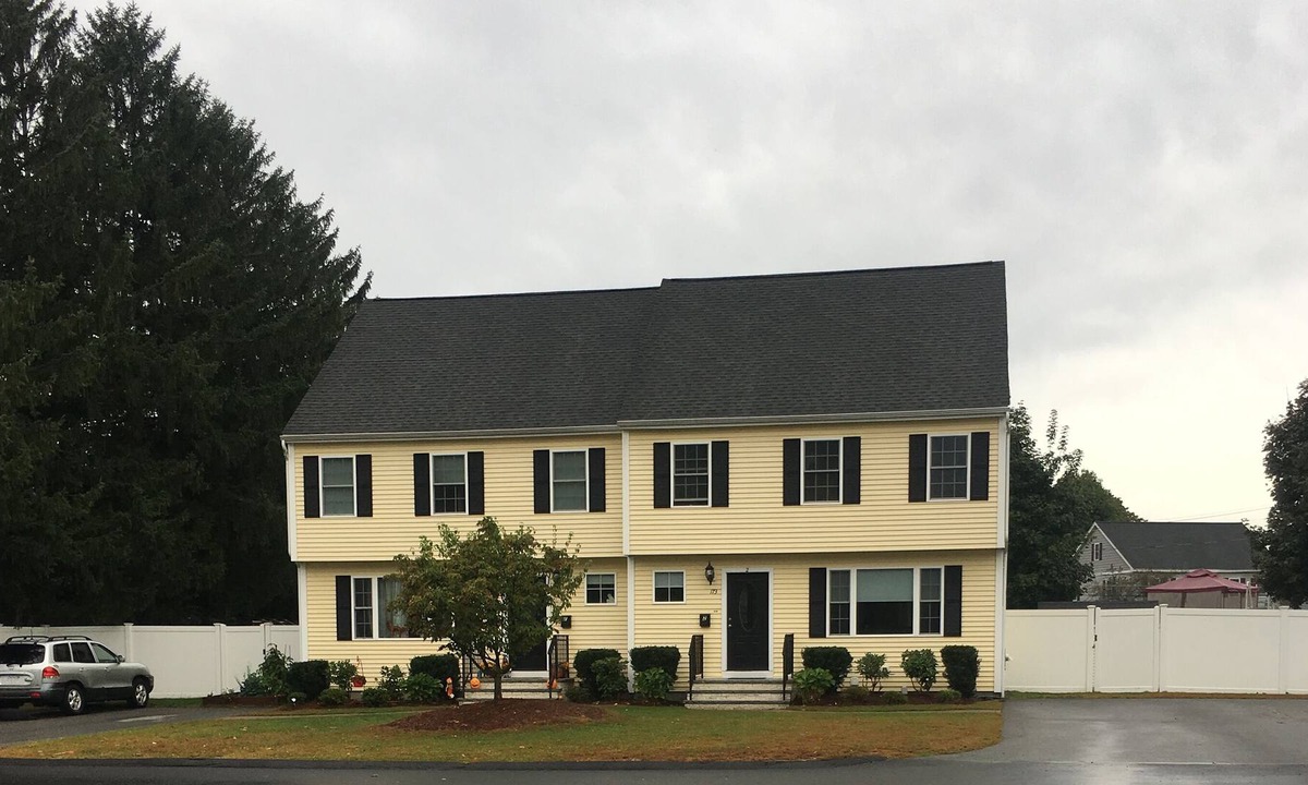 Woburn House | 5 Star Immaculate Home 15 miles from Boston. Sleeps 4