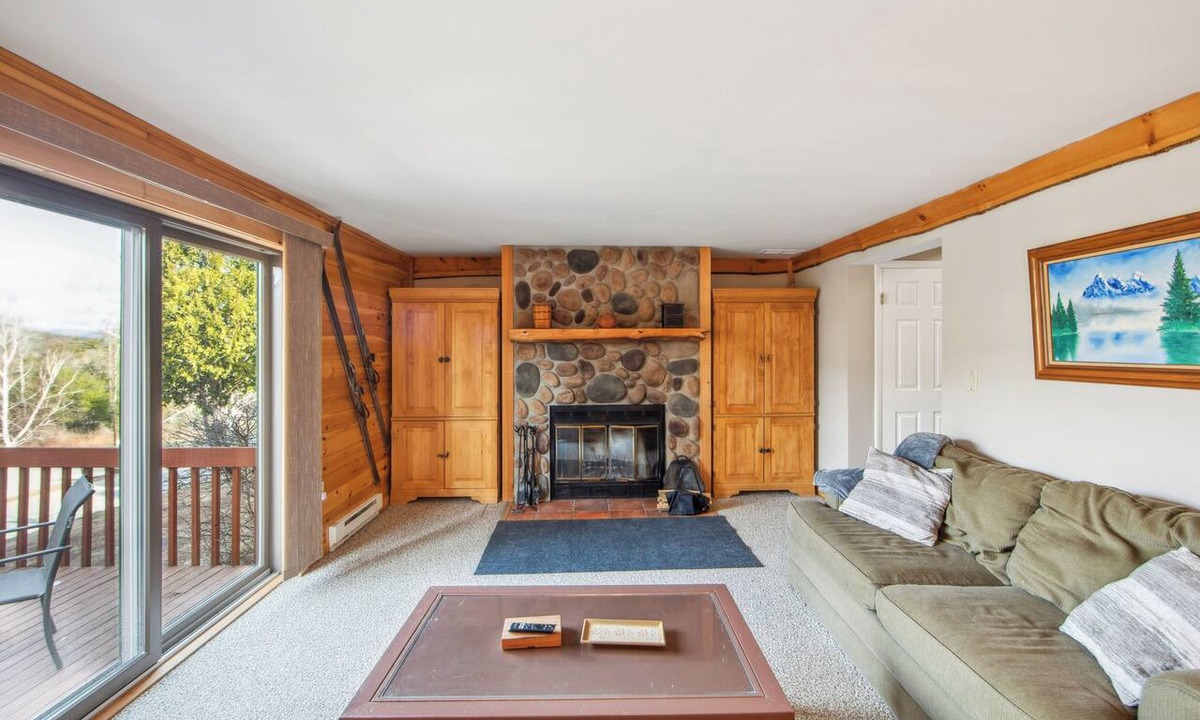North Creek House | 5BR + Heated Indoor Pool | Gore Mountain | Echo + Pete Gay
