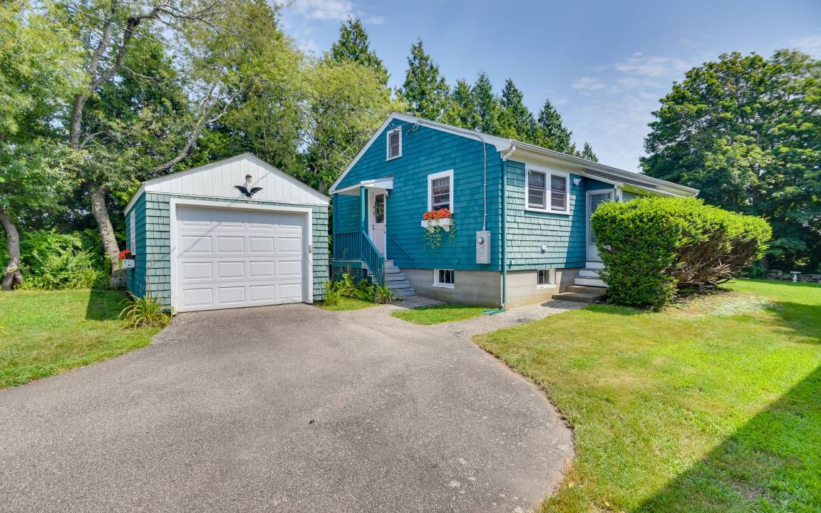 Newport East Cottage | 92 m² Cabin ∙ 2 bedrooms ∙ 4 guests
