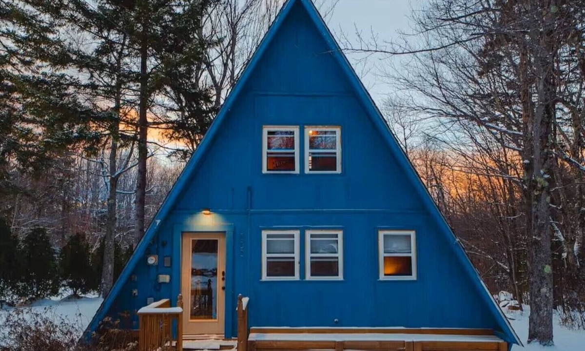 Wilmington House | A-Frame | Hot Tub| Dog Friendly | Near Mt. Snow