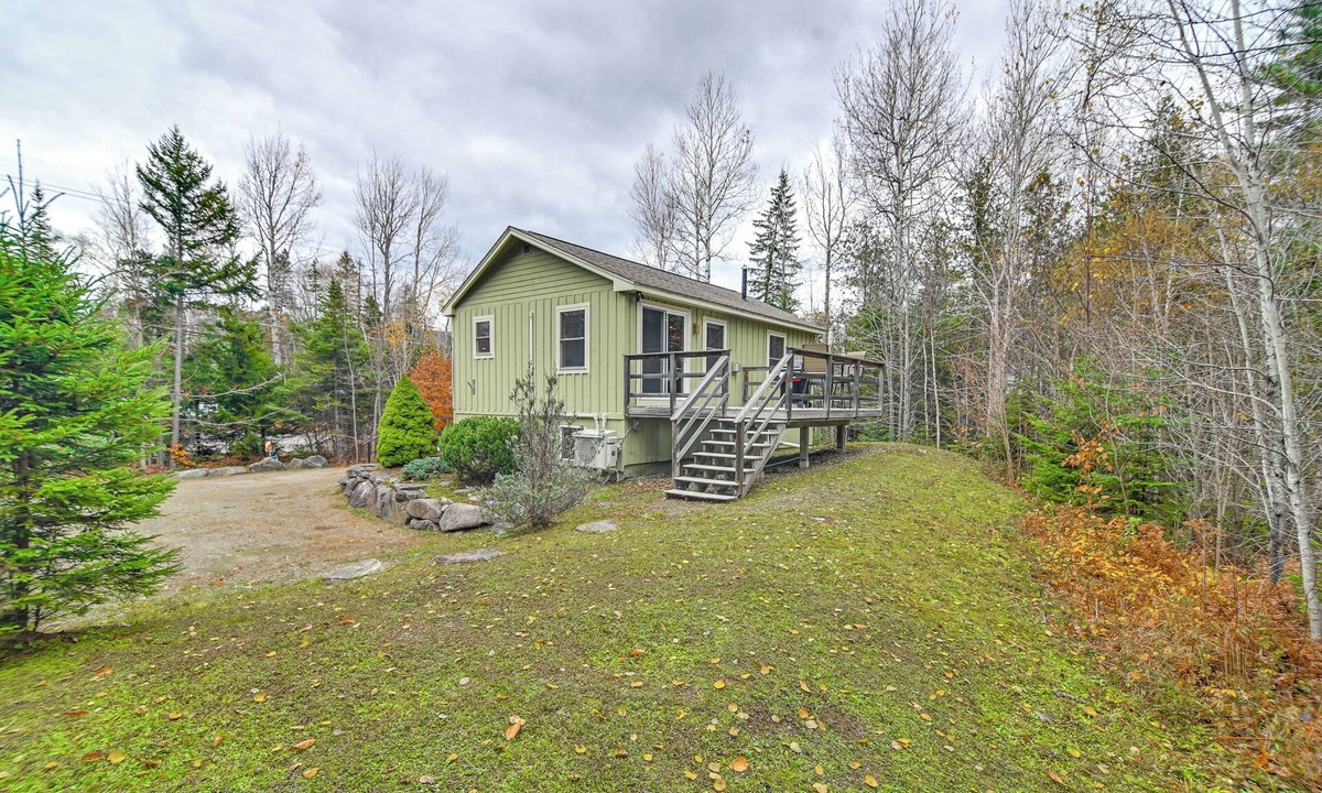 Carrabassett Valley House | Air-Conditioned Hideaway Near Sugarloaf Mountain