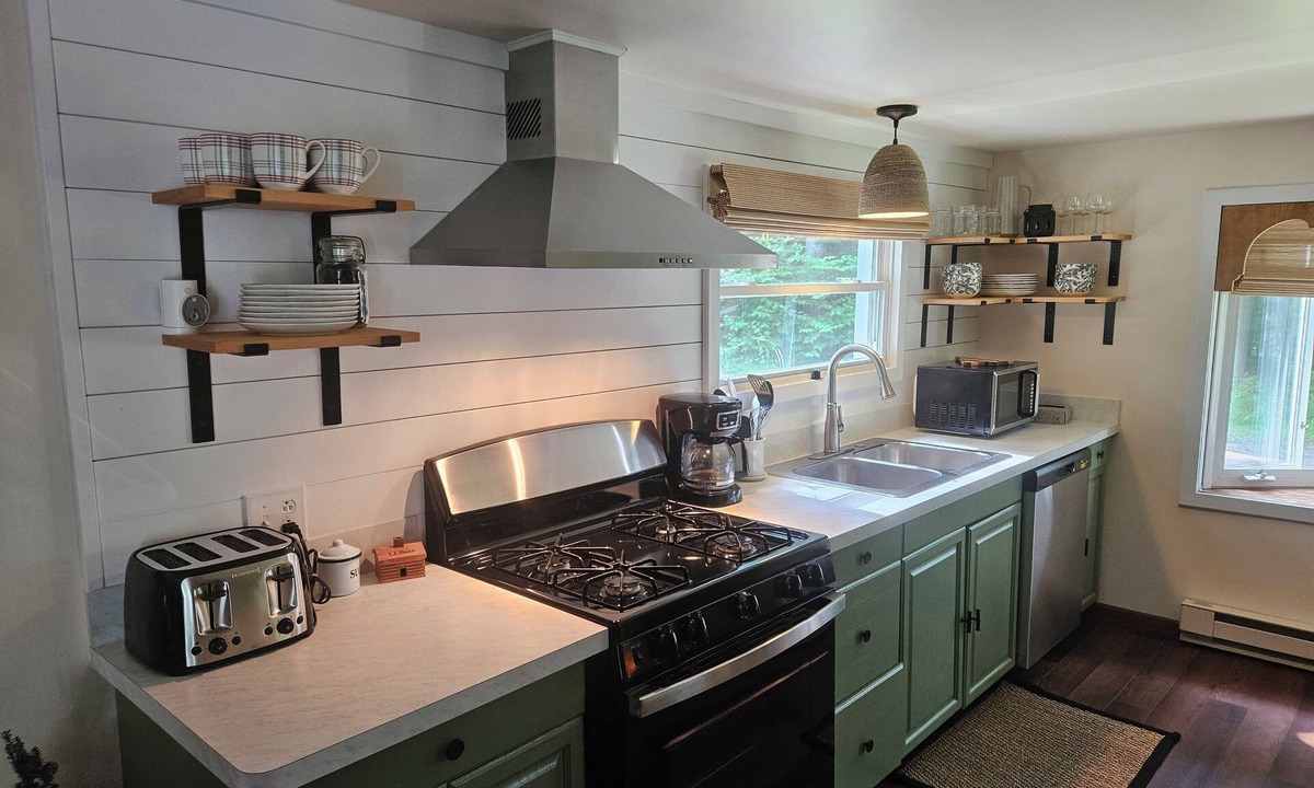 North Creek House | All season Adirondack retreat near Gore Mountain