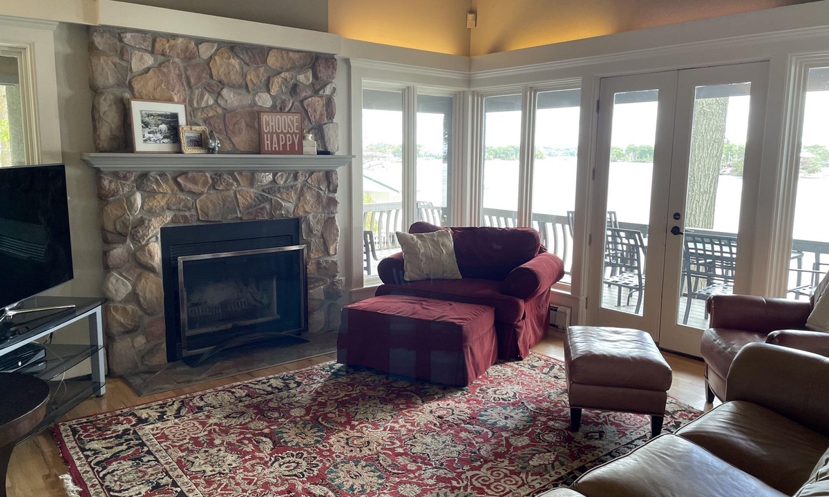 Addison House | Amazing location on the St Lawrence River
