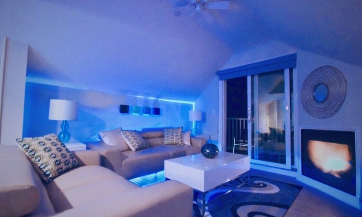 Commercial Street Condo | AMAZING OCEAN VIEW & BEACH WEST END PENTHOUSE DISCOUNTS OFFERED