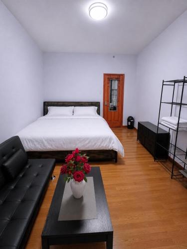 Queens Apartment | Amazing private Room