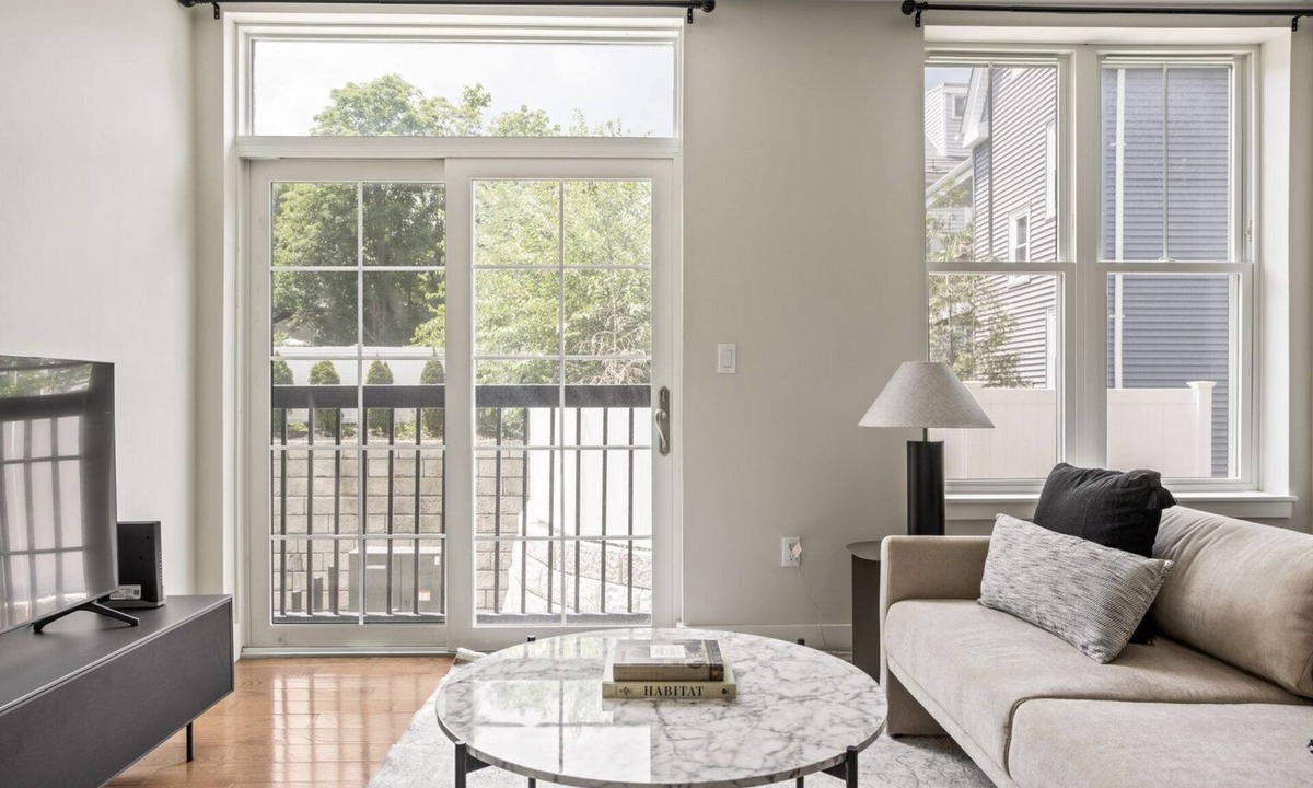 Prospect Hill Apartment | Amazing Somerville 1BR w/Gym & W/D, near Green Line, by Blueground