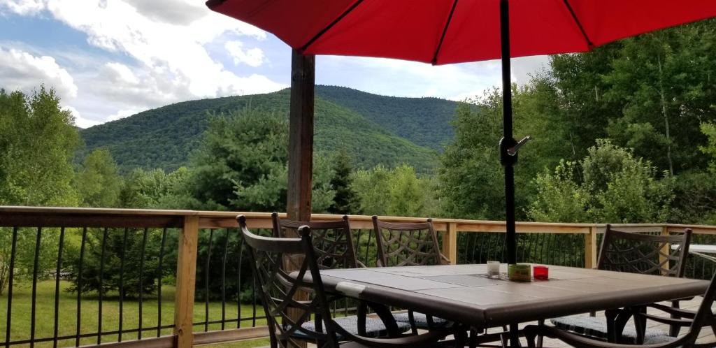 Hunter House | Amazing Views! Hunter Mt 5 Bedroom Home! Best location surrounded by beautiful Mt views! Enjoy Lakes, Ski Slopes & Firepit under Stars!