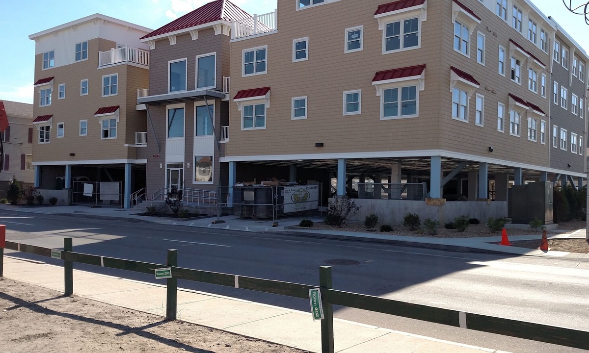 Hampton Condo | Ashworth Place Haven a Luxury Two Level Townhouse Condo in Hampton Beach