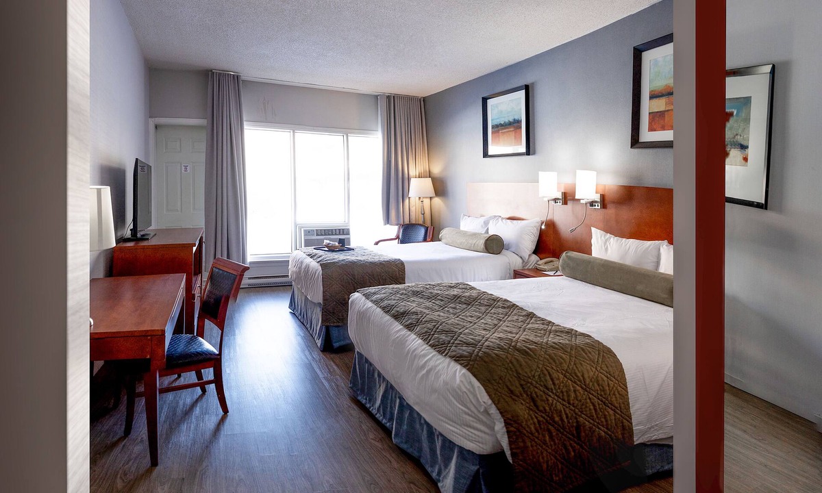 Longue-Pointe Hotel | Auberge Royal Versailles