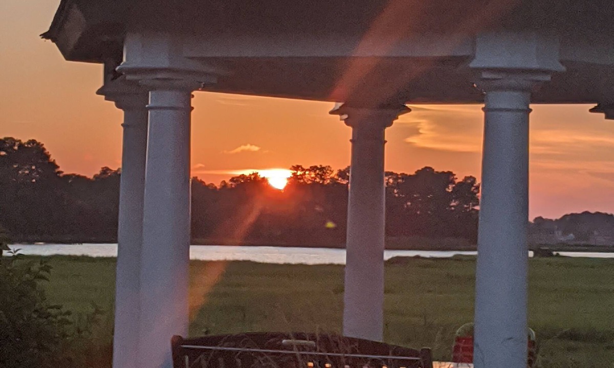 Ocean View House | August & September dates reduced in beautiful Bethany Beach! 5 night minimum.