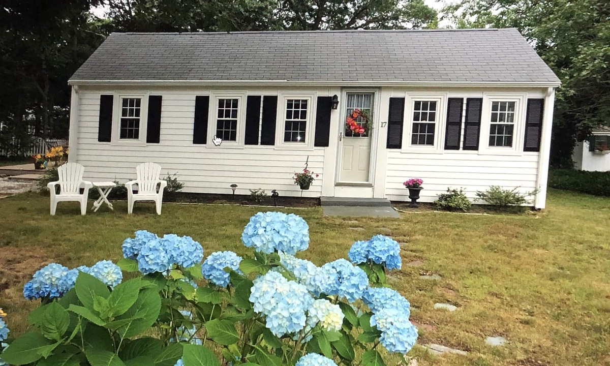 West Yarmouth House | Available July25-Aug1 near Seagull Beach, short walk to restaurant,shops