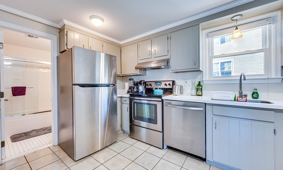Kittery Condo | Badger’s Island Condo Near Restaurants + Marina!