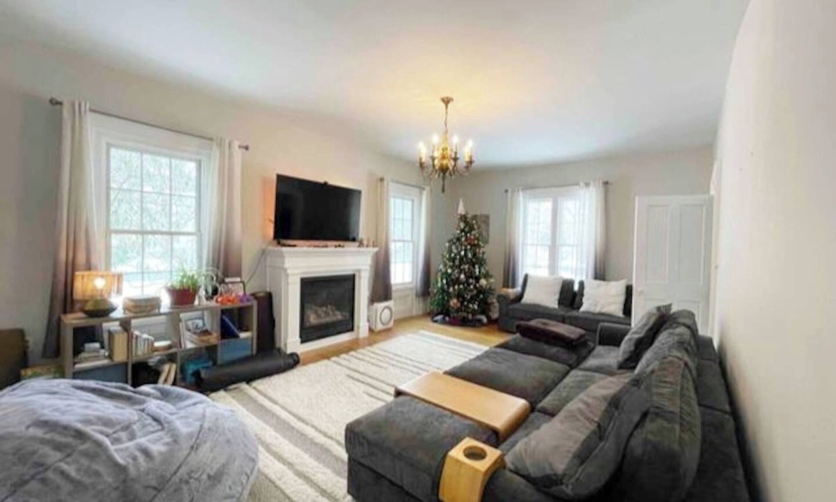 Trumansburg Villa | Baldwin Manor: Historic Estate, Pool & Sauna