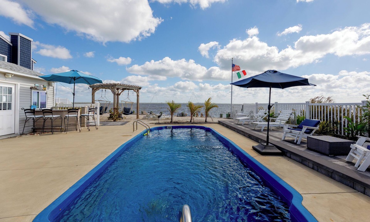 Waretown House | Bayfront Oasis with Pool & 4 Bedrooms
