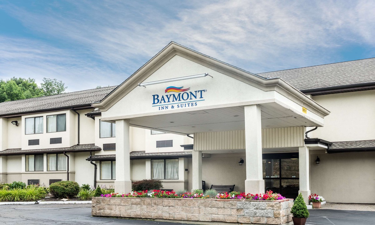 Branford Hotel | Baymont by Wyndham Branford/New Haven