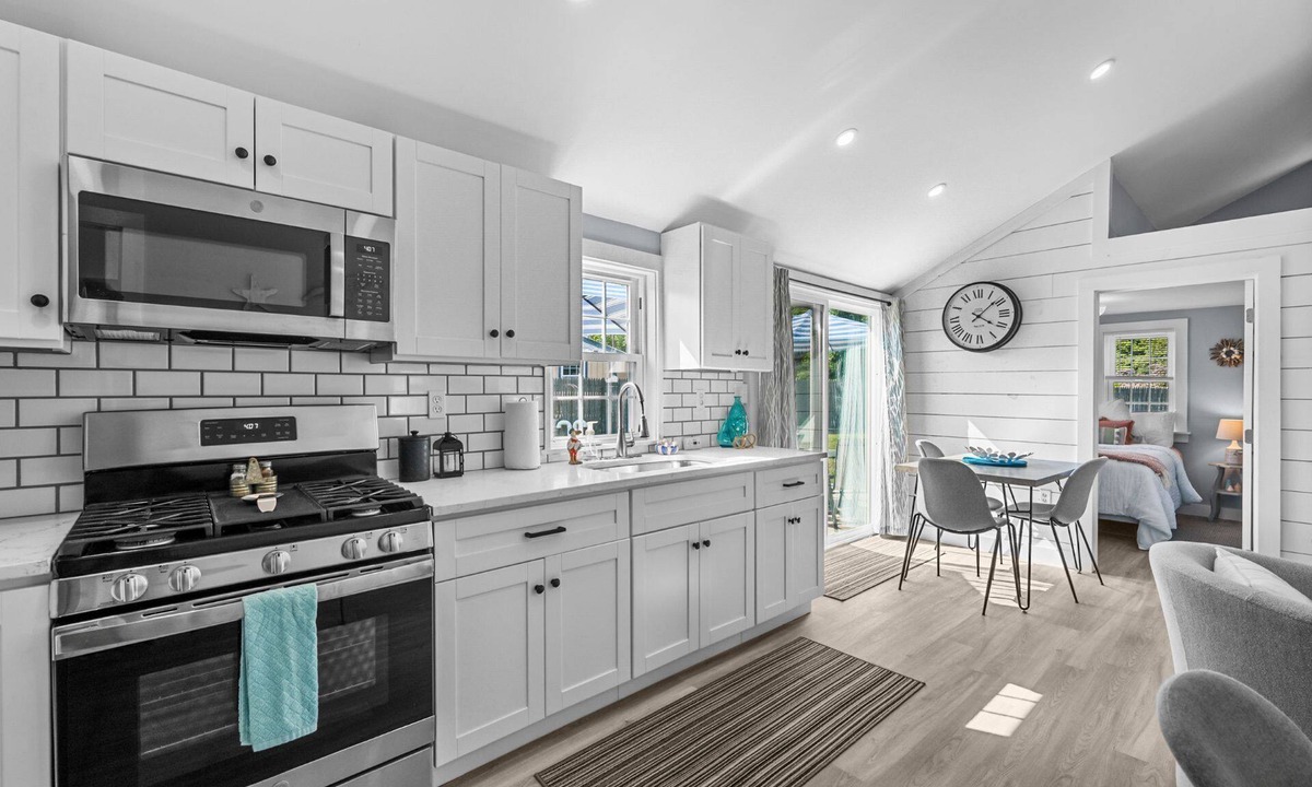 West Dennis Cottage | Beachside Bliss at Sunset Retreat