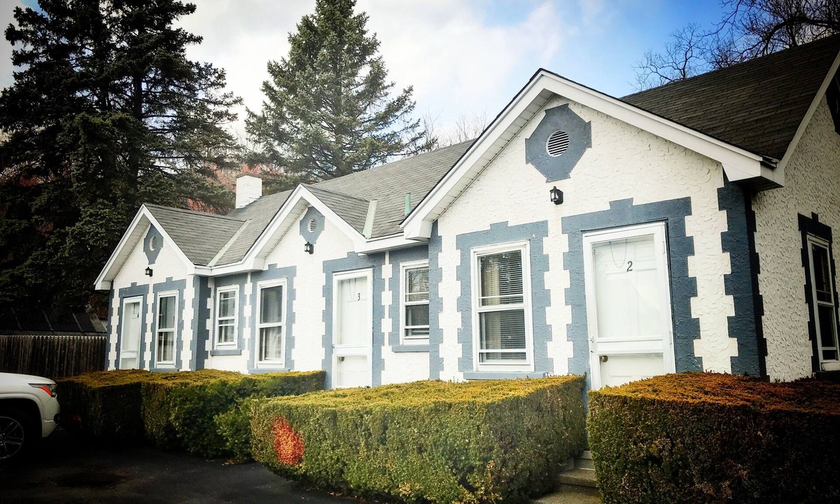 Fort Montgomery Hotel | Bear Mountain Bridge Motel- Family Room 3