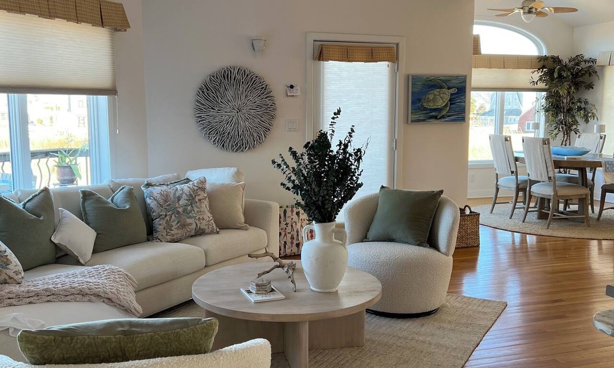 Saybrook Manor House | Beautiful 3-bedroom house with AC in charming Old Saybrook. Bird Bliss.