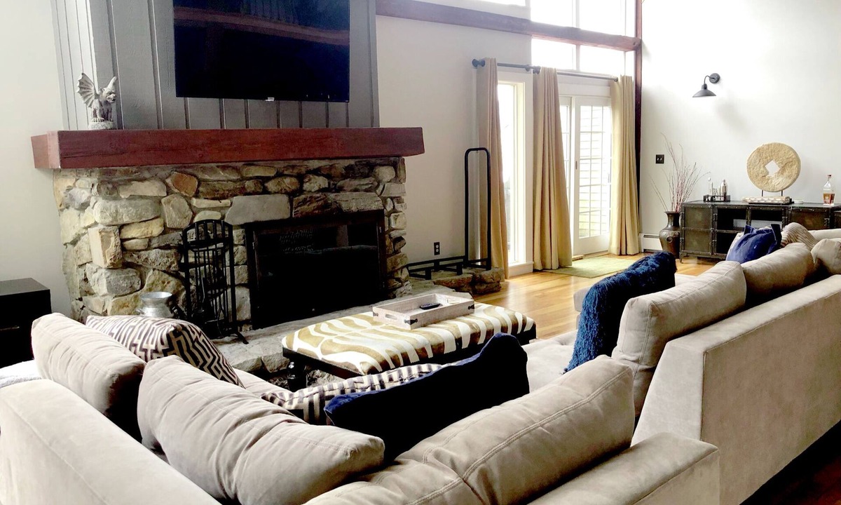 Manchester Center Condo | Beautiful 5 Bedroom in Manchester close to skiing and Golf