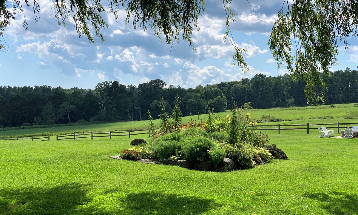 Warren Other | Beautiful 5BR Farmhouse Retreat - Ideal for Groups & Coastal Getaways